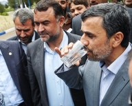 اصولگرایان خود را فدای احمدی‌نژاد کردند