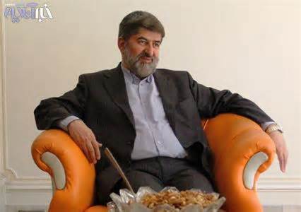 تکلیف موسوی و کروبی مشخص شود