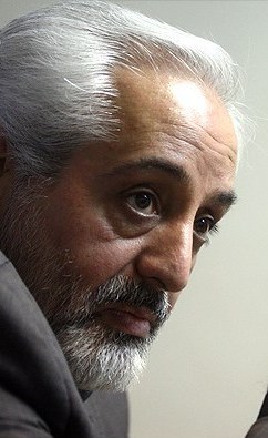 چرا در هرگفتگو مجری راعوض می‌کنند؟