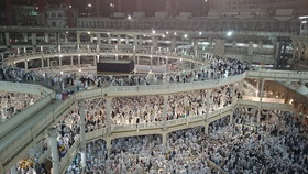 خانه خدا را از پشت حصار ببینید + عکس