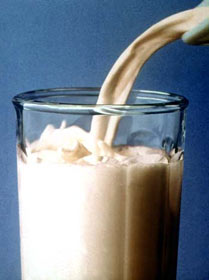مصرف بیش از ۳ لیوان شیر در روز خطرناک است