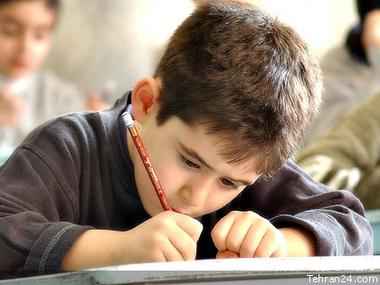 مدارس روز چهارشنبه تعطیل نیست