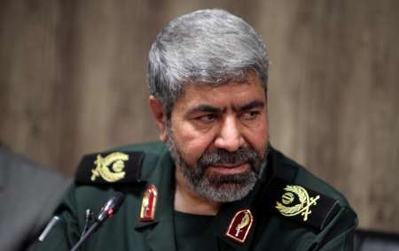 دشمن در صدد ویرانی بنیان خانواده است