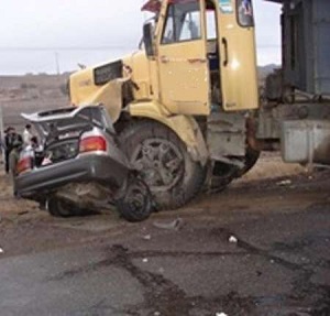 تصادف خونین کامیون با پراید در شوش
