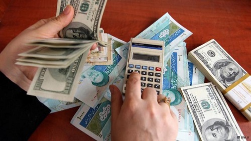 فروش ارز بانک مرکزی به دلالان و صرافان